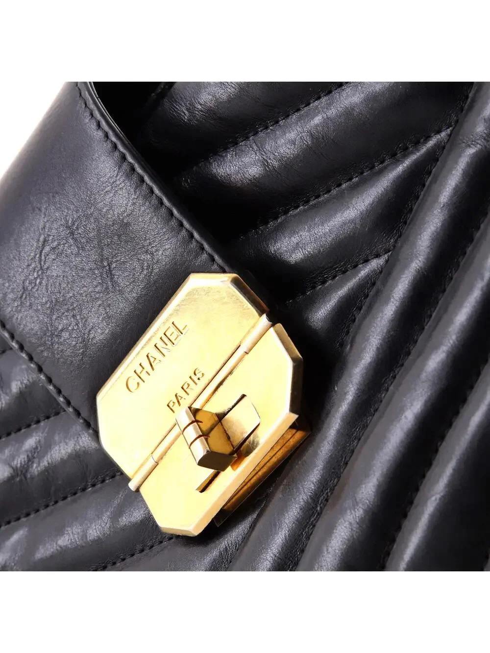 Chanel Gabrielle Tote Chevron Leather #242769C18B